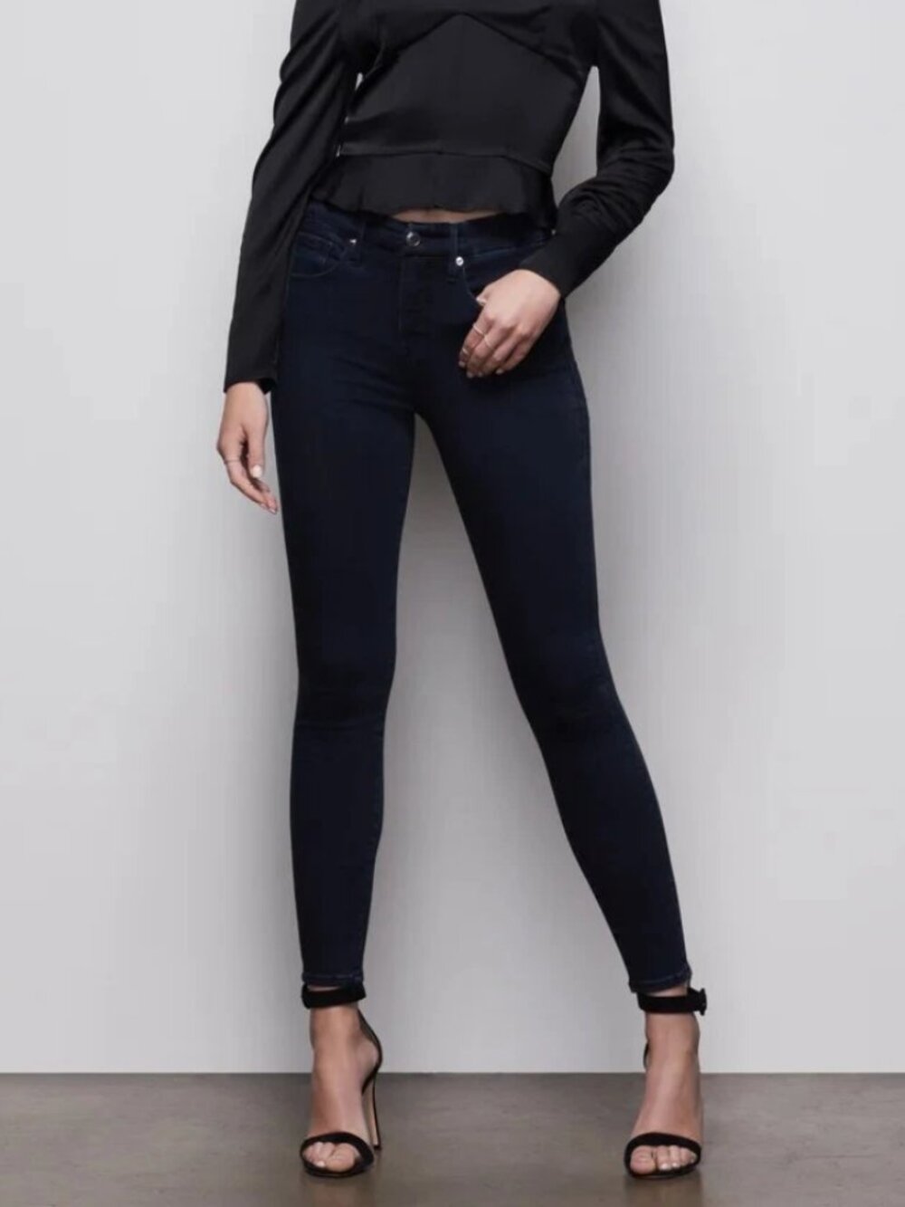Good American Good Legs Crop Dark Wash Blue High-Rise Cropped Skinny Jeans 6/28